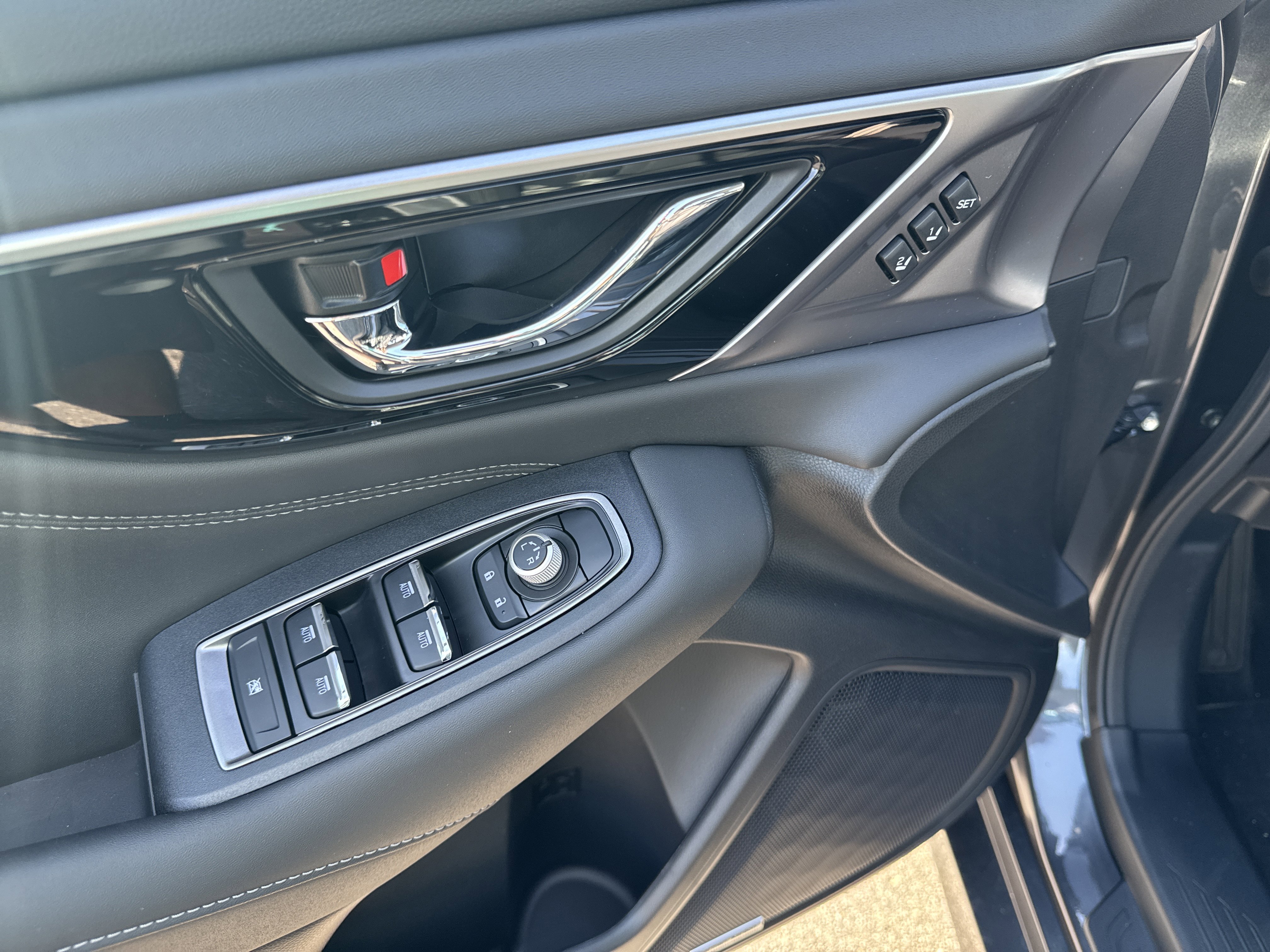 2025 Subaru Legacy Limited - Photo 12