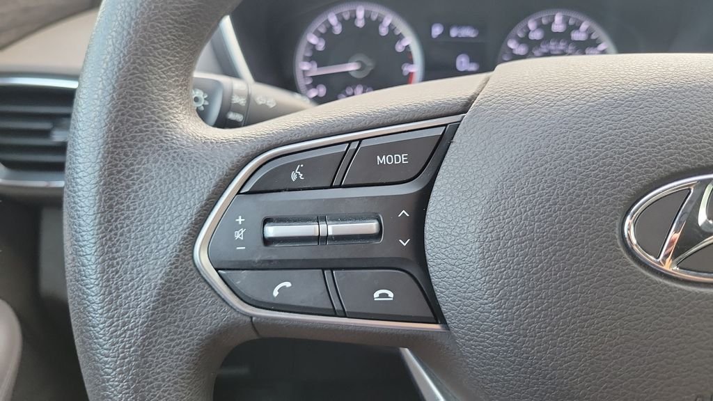2020 Hyundai Santa Fe SE - Photo 22