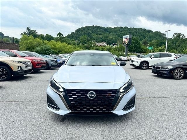Used 2023 Gray Nissan 2.5 SR image 3