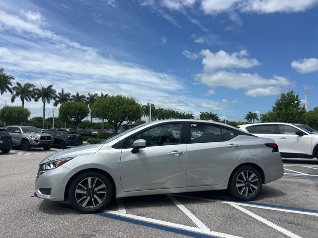 Used 2024 Silver Nissan 1.6 SV image 7
