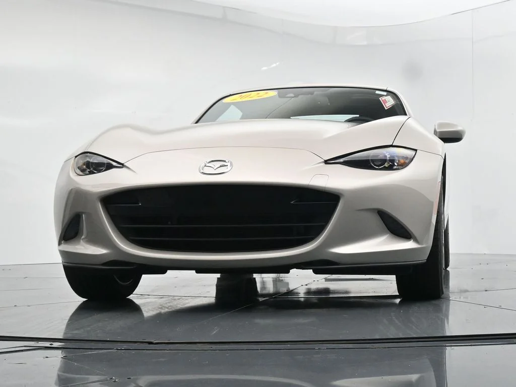 Used 2022 Silver Mazda Grand Touring image 28
