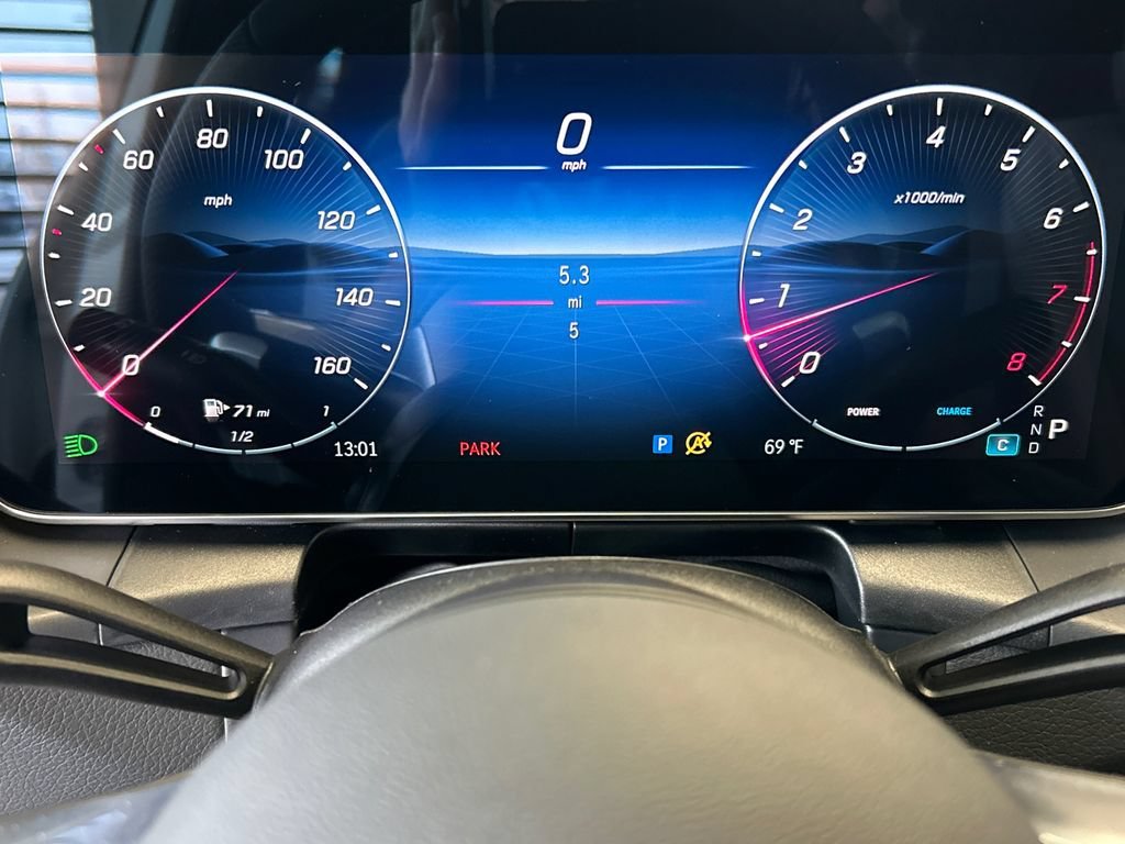 New 2027 Polar White Mercedes-Benz GLC 300 image 17