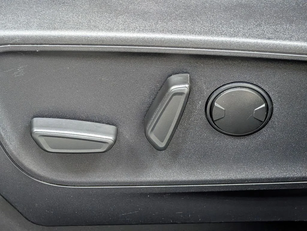 Certified Used 2024 Azure Gray Metallic Ford Outer Banks image 14