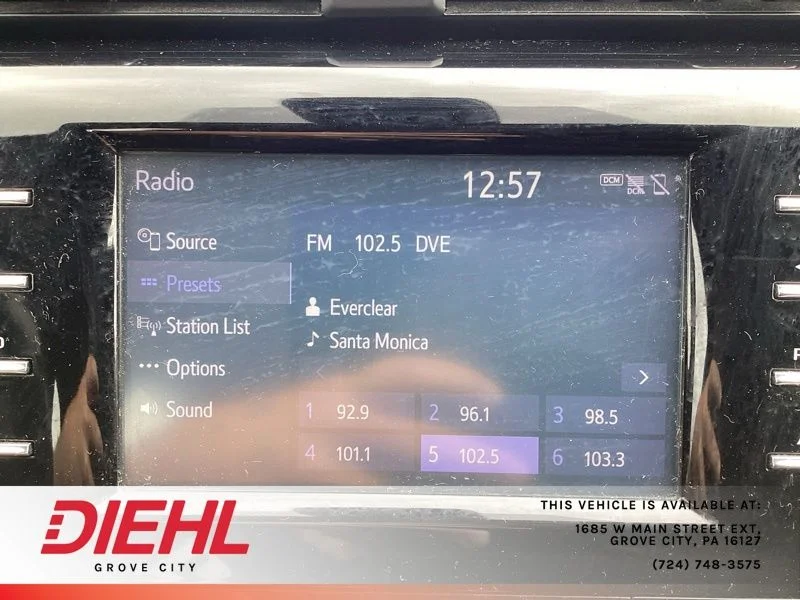 Used 2019 Blue Toyota SE image 21