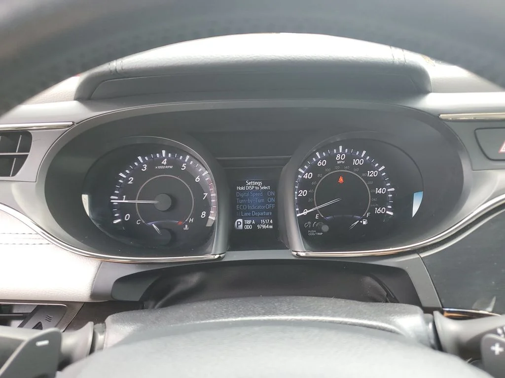 Used 2017 Silver Toyota Limited image 25