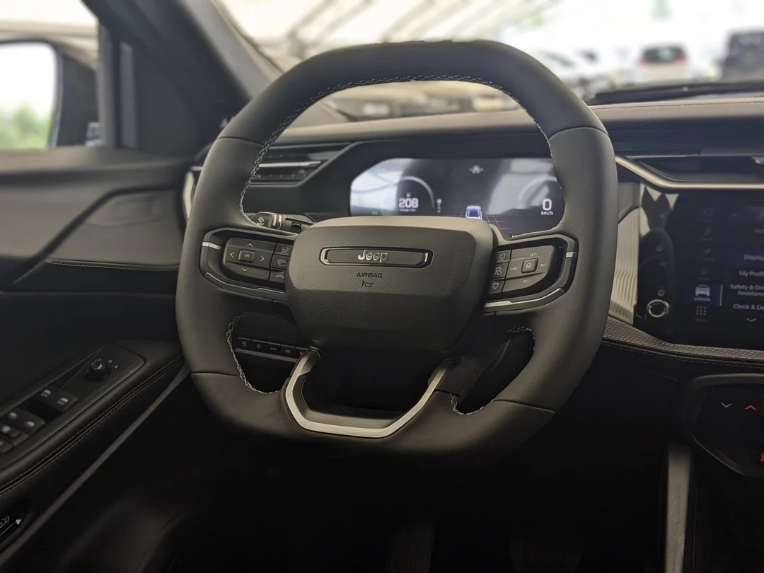 New 2026 Grey Jeep Limited - - 4x4 - 1.6L I- 4 Turbo Hybrid - 12.3 Uconnect w/ Nav - Pano Sunroof & More! image 16