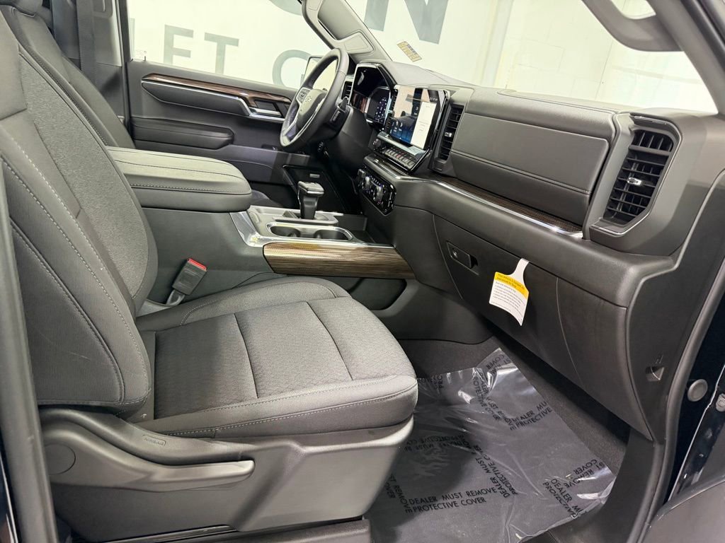2024 Chevrolet Silverado 1500 RST - Photo 29