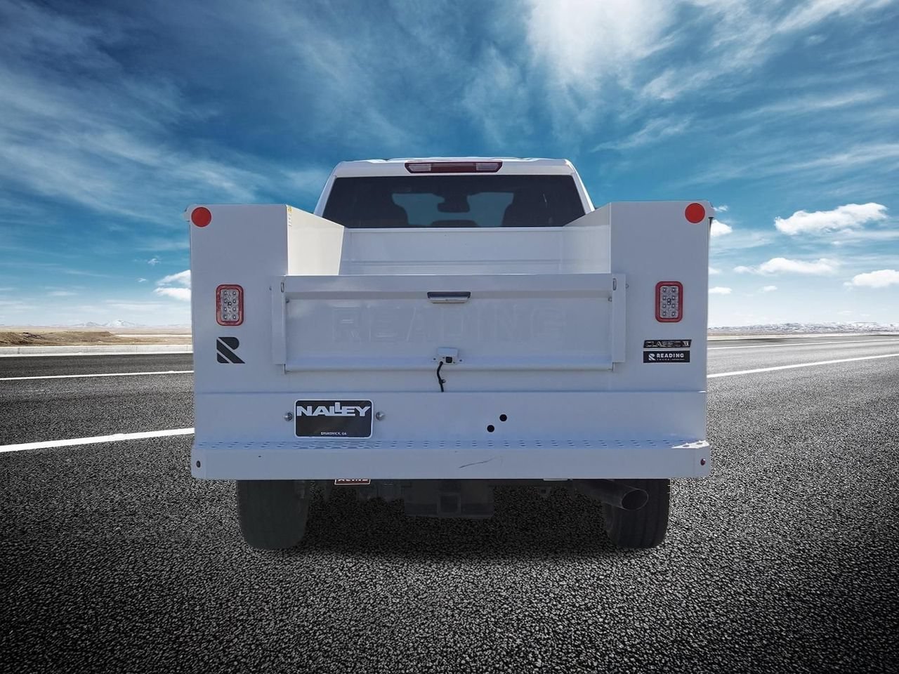 New 2026 Summit White GMC Pro image 18