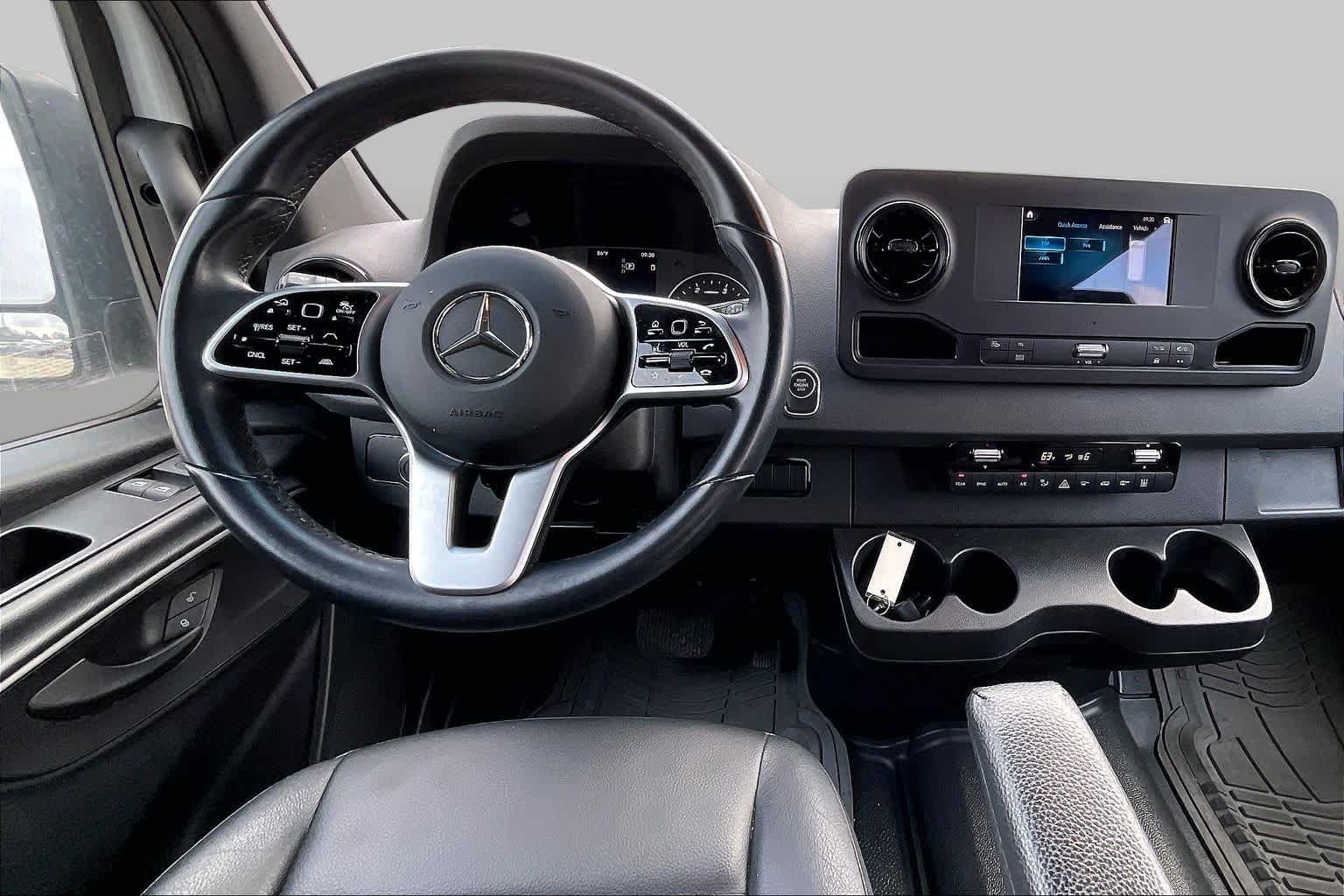 Used 2021 Arctic White Mercedes-Benz  image 6