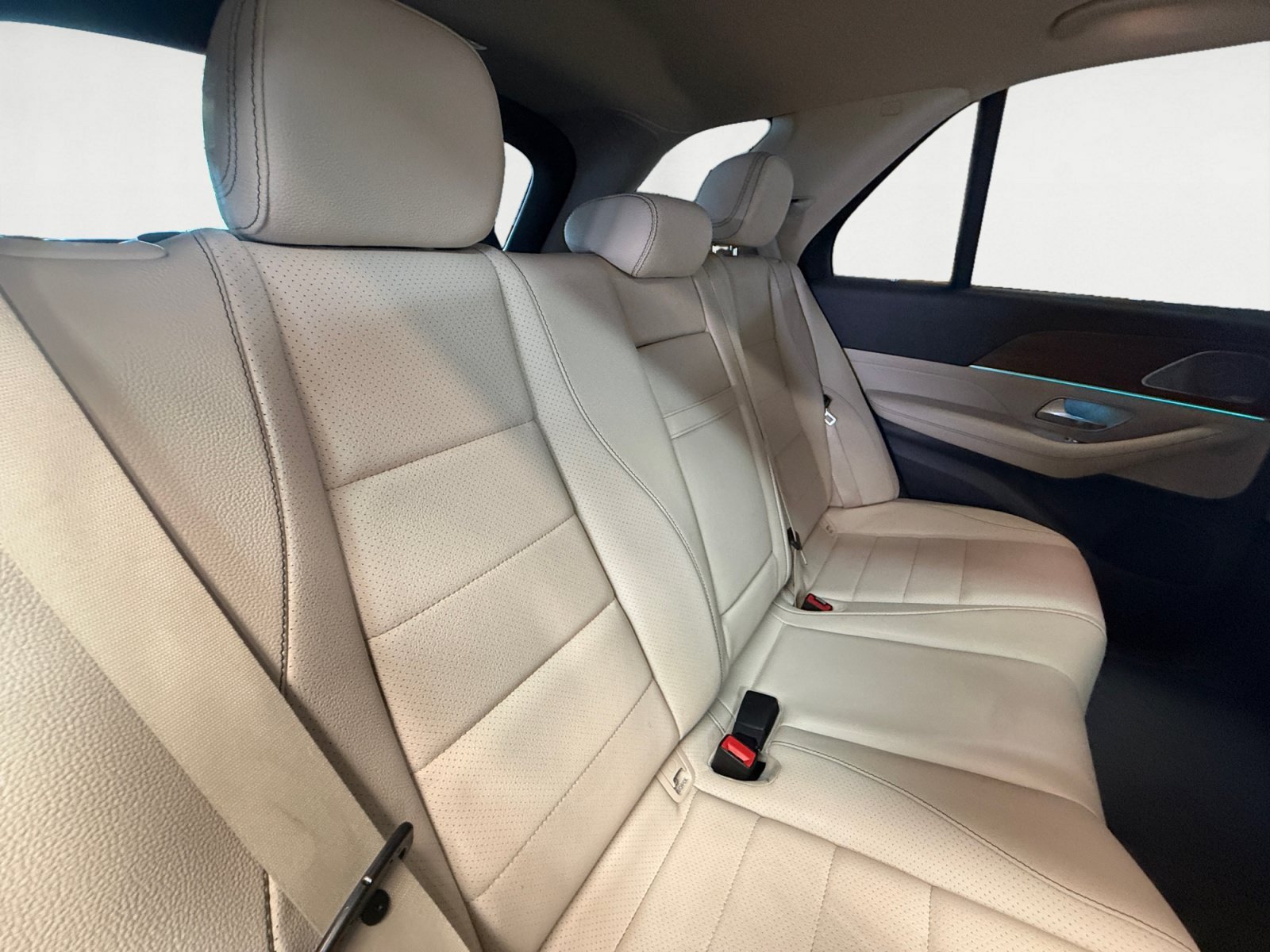 Used 2020 Mojave Silver Metallic Mercedes-Benz GLE 350 image 18