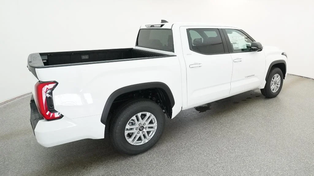 New 2026 Ice Cap Toyota SR5 image 35