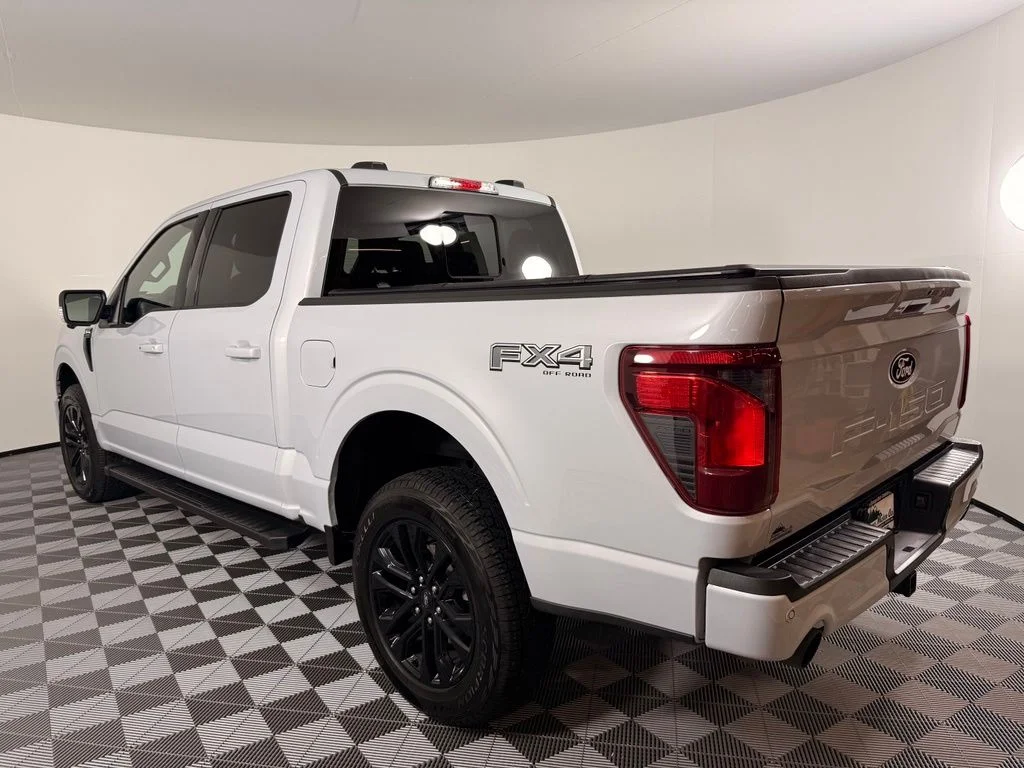 Used 2025 White Ford XLT image 9