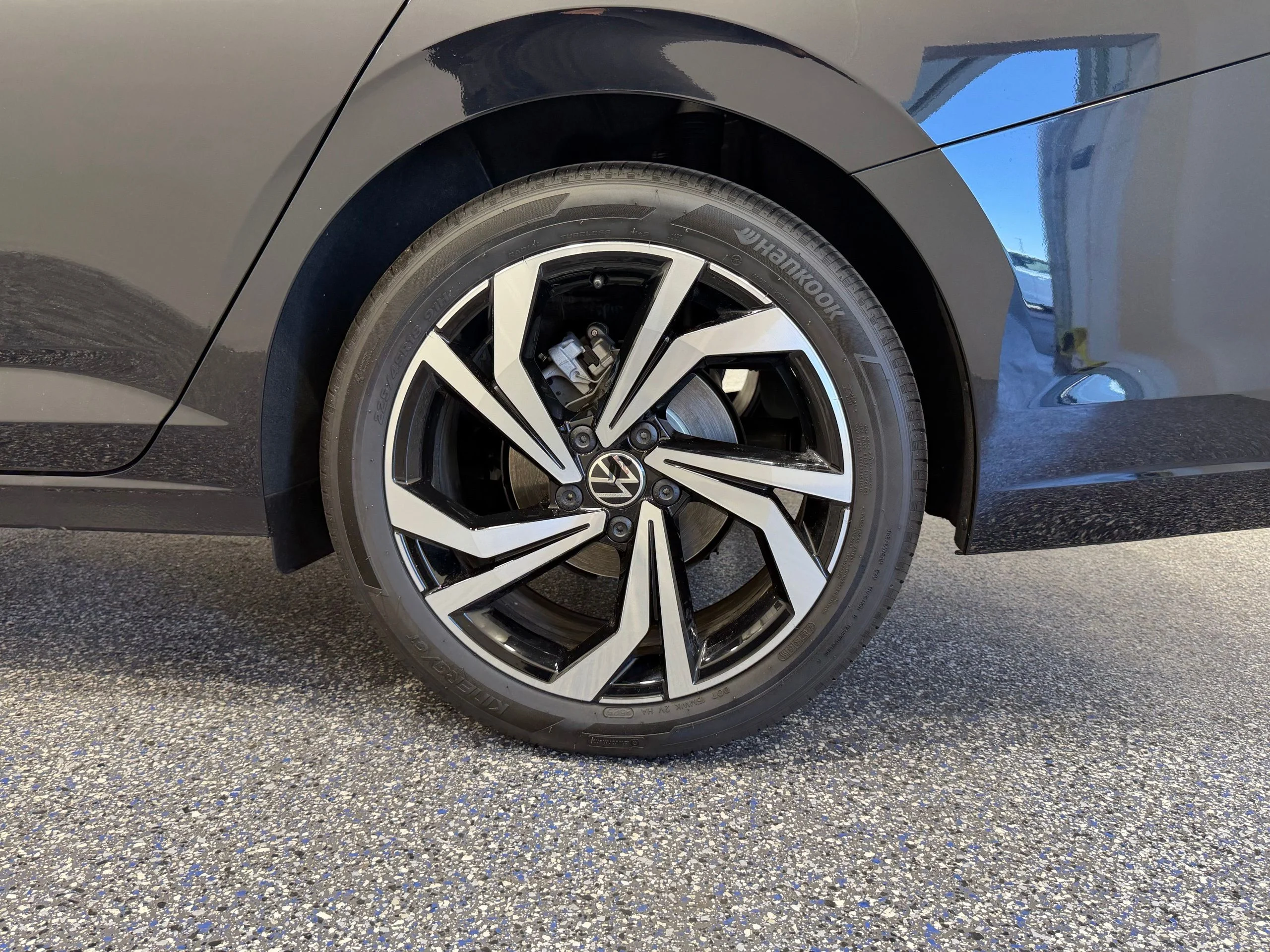 New 2026 Black Volkswagen 1.5T SEL image 13