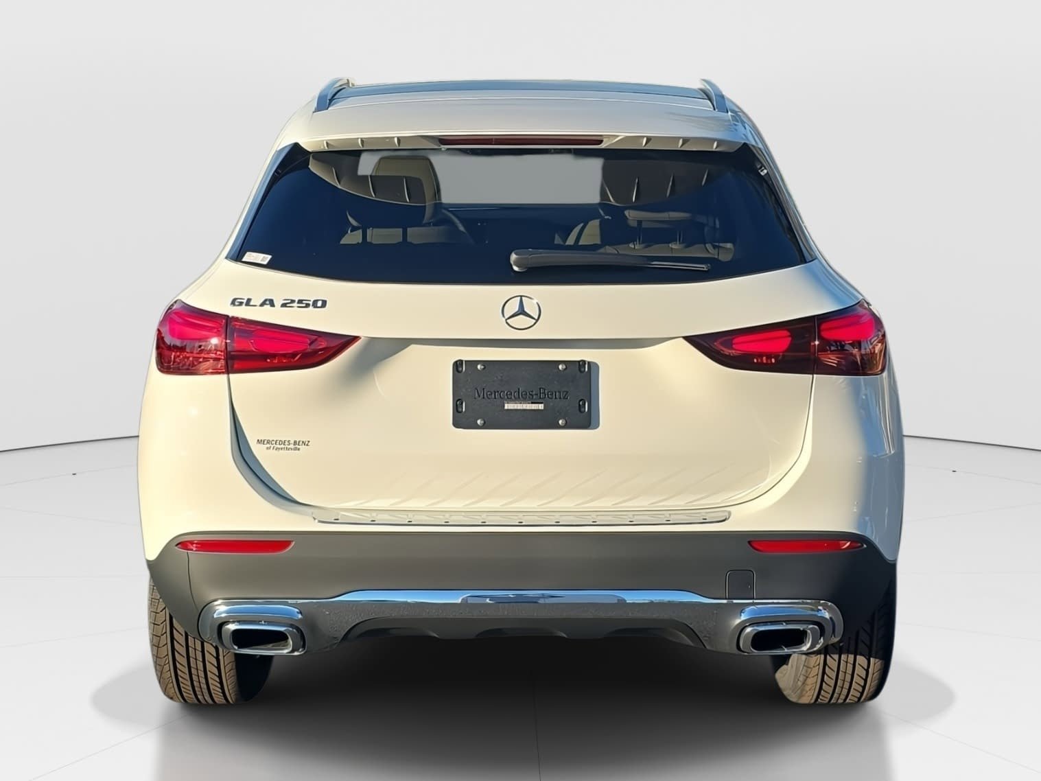 New 2026 Polar White Mercedes-Benz GLA250 image 6