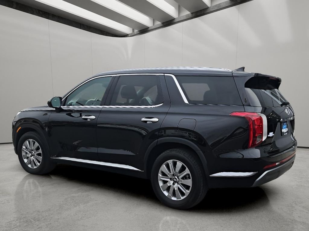 Used 2025 Abyss Black Pearl Hyundai SEL image 3