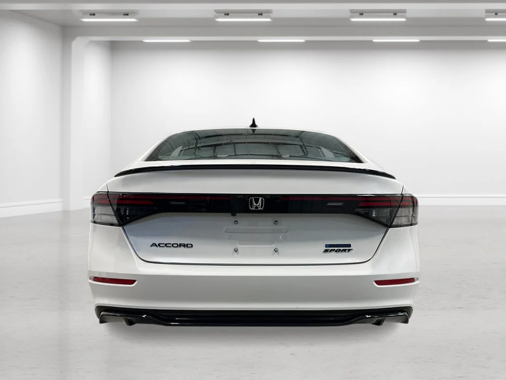 New 2026 Platinum White Pearl Honda Sport-L image 4