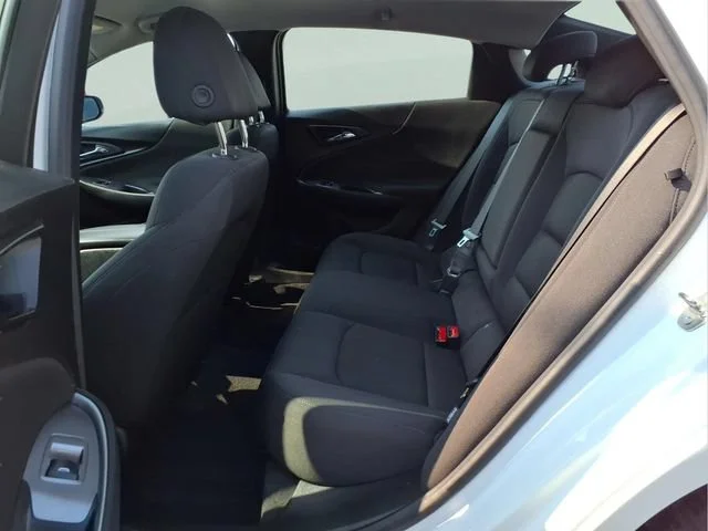 Used 2023 Summit White Chevrolet LT image 18