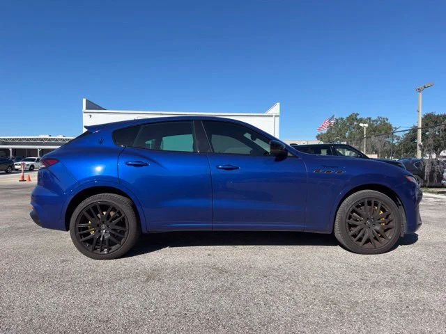 Used 2023 Blue Maserati Modena image 18