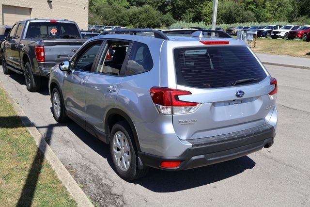 Used 2019 Silver Subaru Base image 3