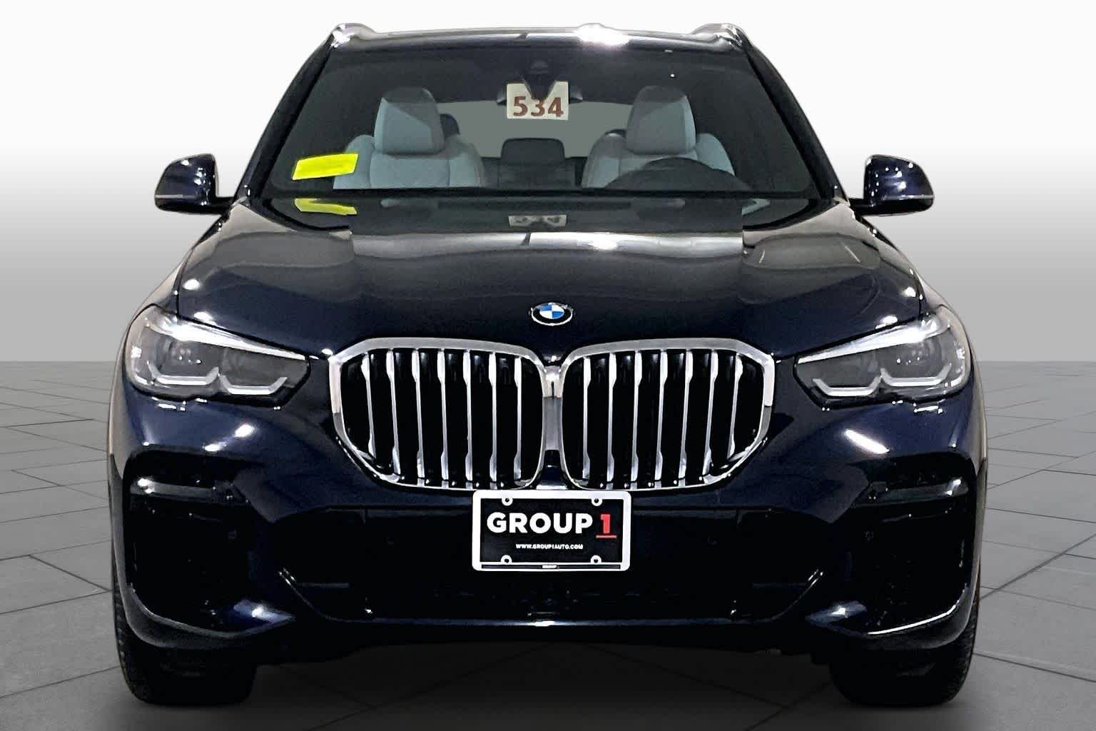 Used 2023 Carbon Black Metallic BMW xDrive40i image 3