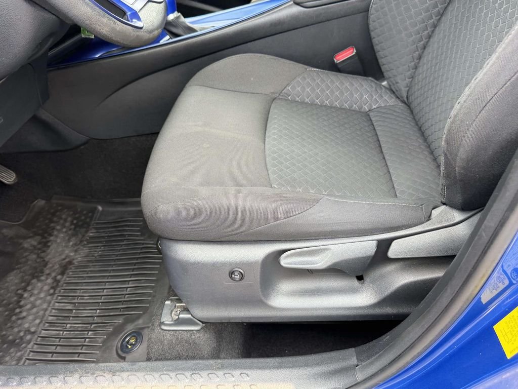 Used 2020 Blue Toyota LE image 16