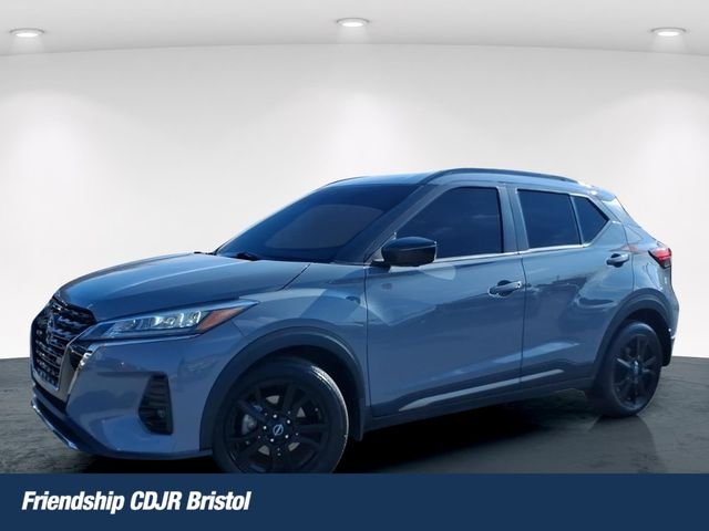 2023 Nissan Kicks SR