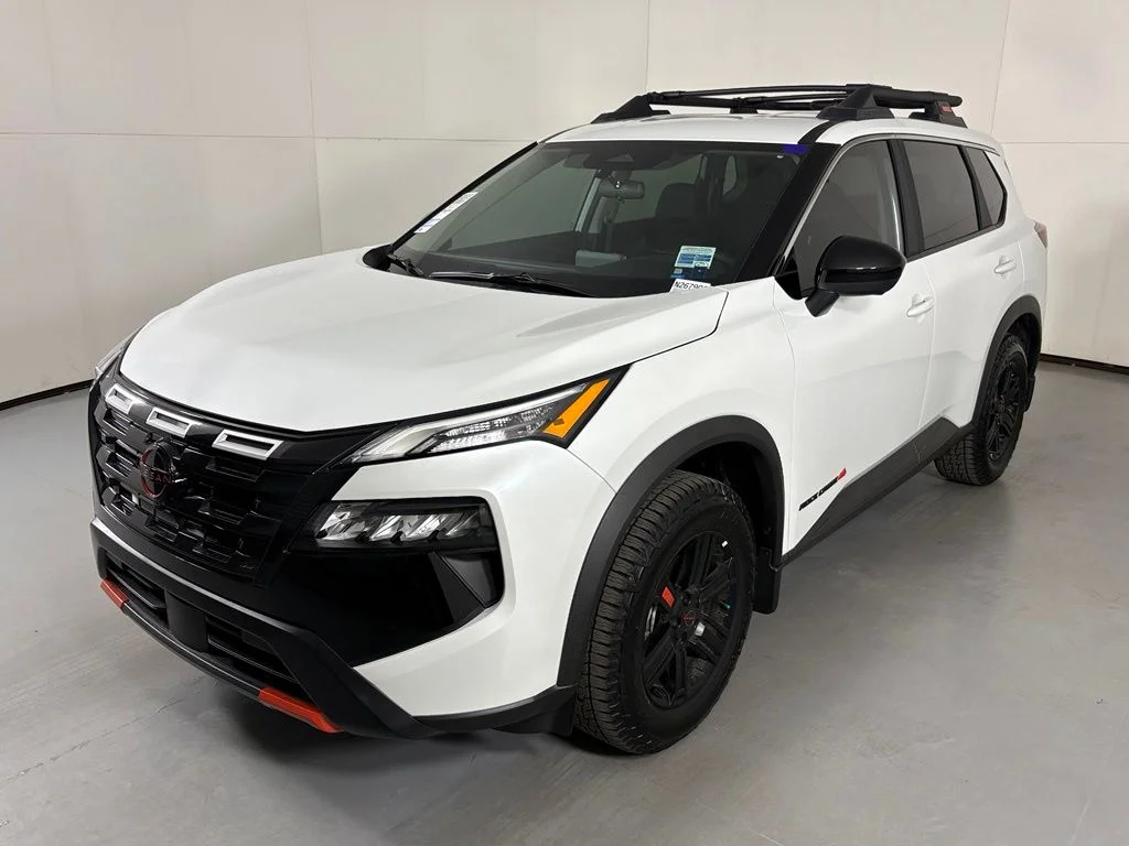 New 2026 Everest White Pearl TriCoat Nissan Rock Creek® image 4