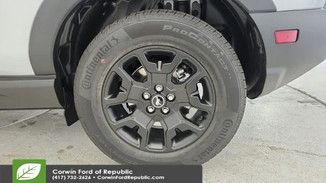 New 2026 Space White Metallic Ford Big Bend® image 38