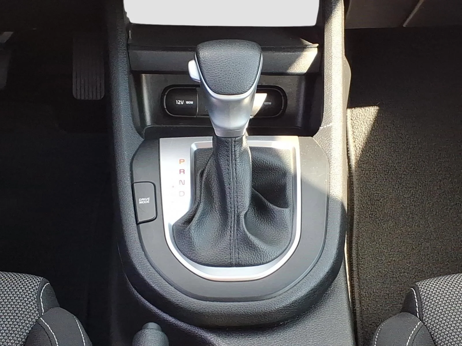 Used 2023 Gravity Gray Kdg Kia LXS image 16