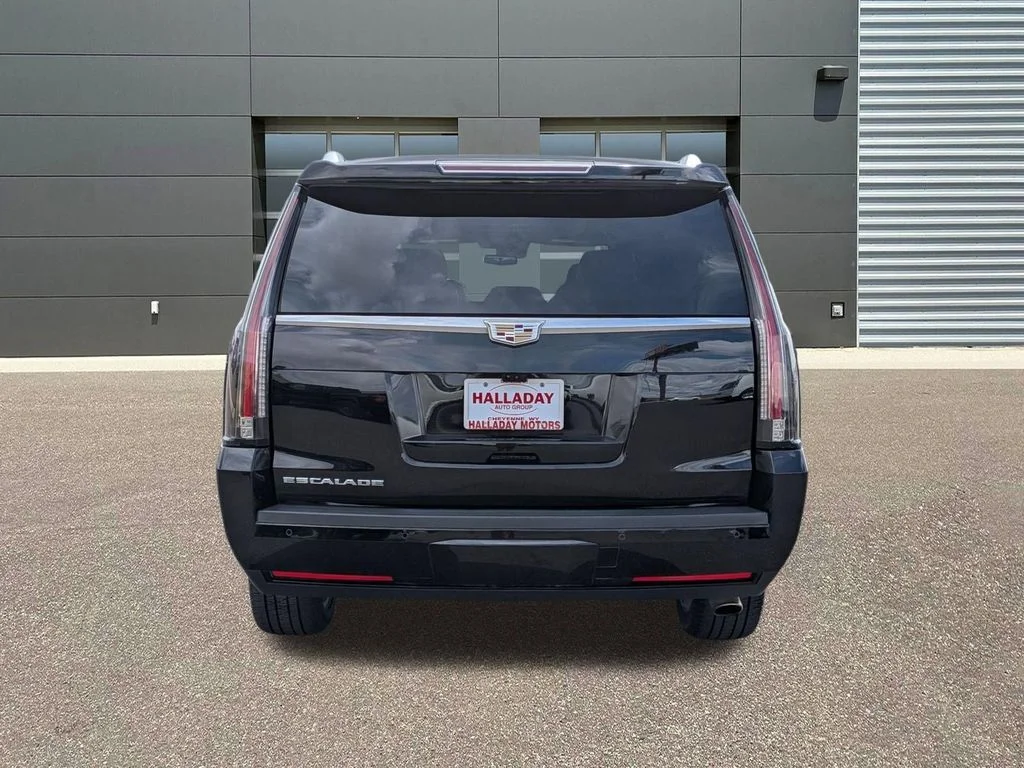 Used 2020 Black Raven Cadillac Platinum image 7