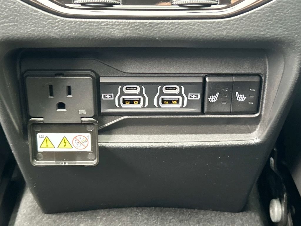 Used 2025 Gray Jeep Limited image 19