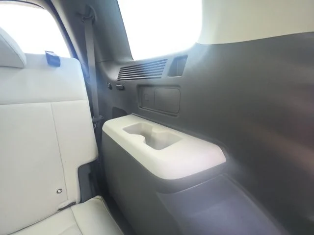 Certified Used 2025 Silver Hyundai SE image 31