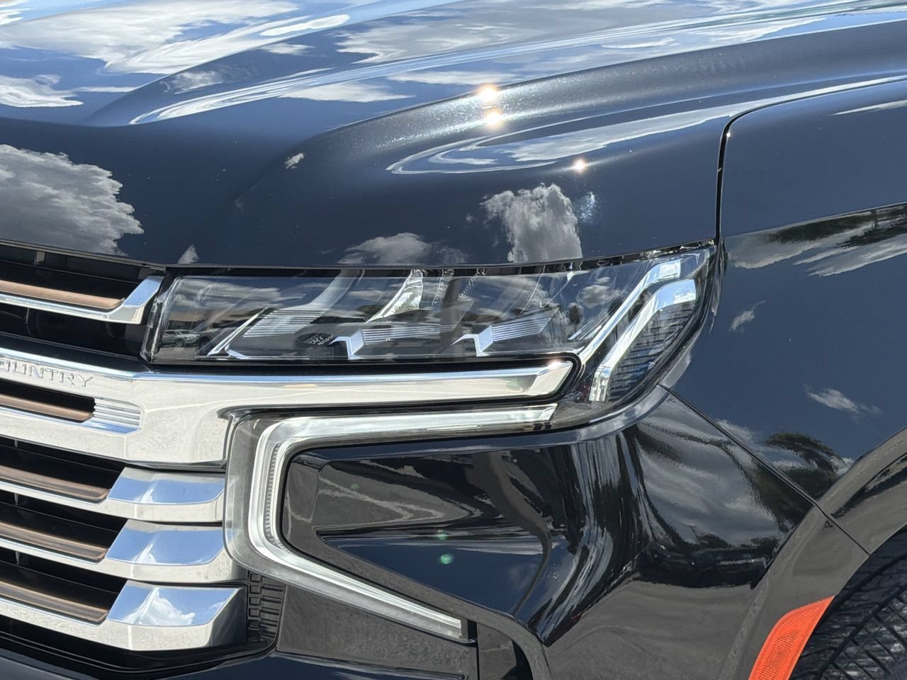 Used 2024 Black Chevrolet High Country image 6