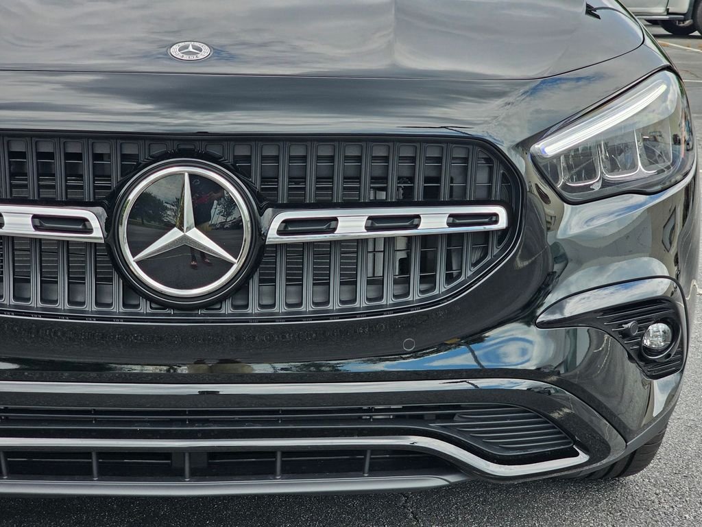 New 2026 Night Black Mercedes-Benz GLA 250 image 9