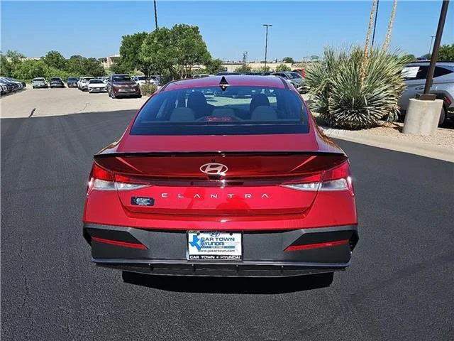 New 2025 Ultimate Red Hyundai SEL Sport image 4