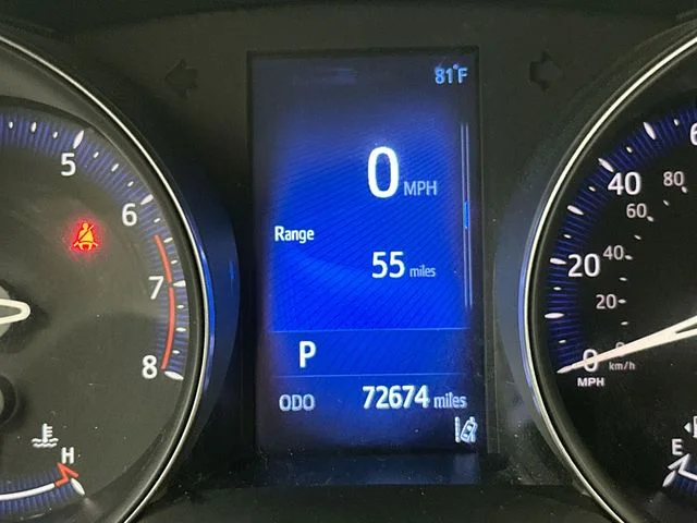 Used 2018 Blue Toyota XLE image 11