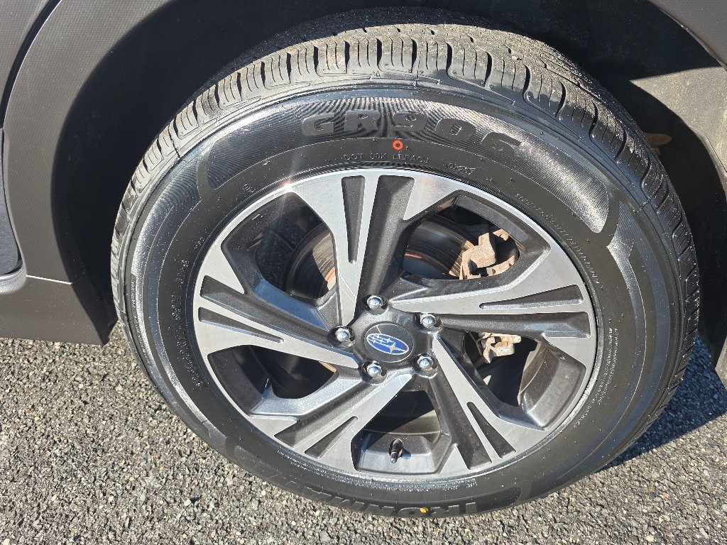 Used 2024 Magnetite Gray Metallic Subaru Premium image 6