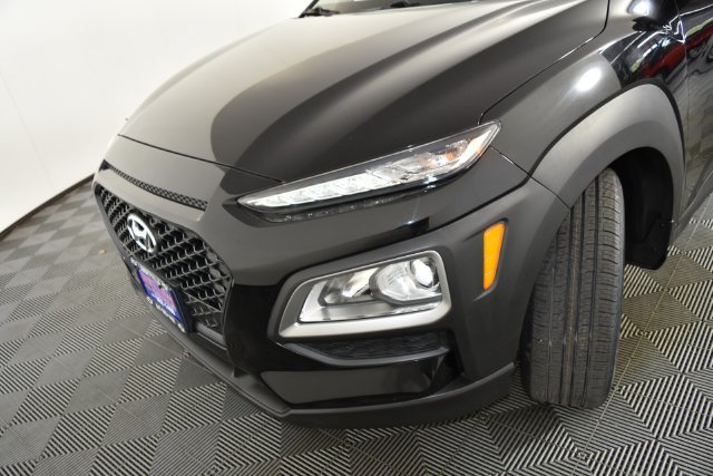 Used 2018 Black Hyundai SEL image 11