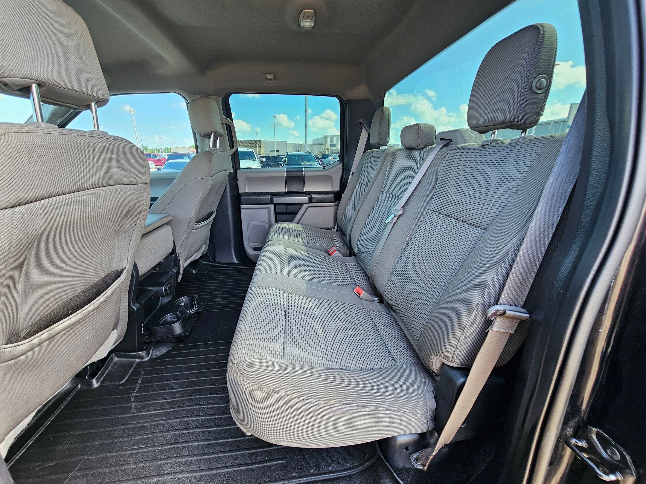 Used 2018 Shadow Black Ford XLT image 23