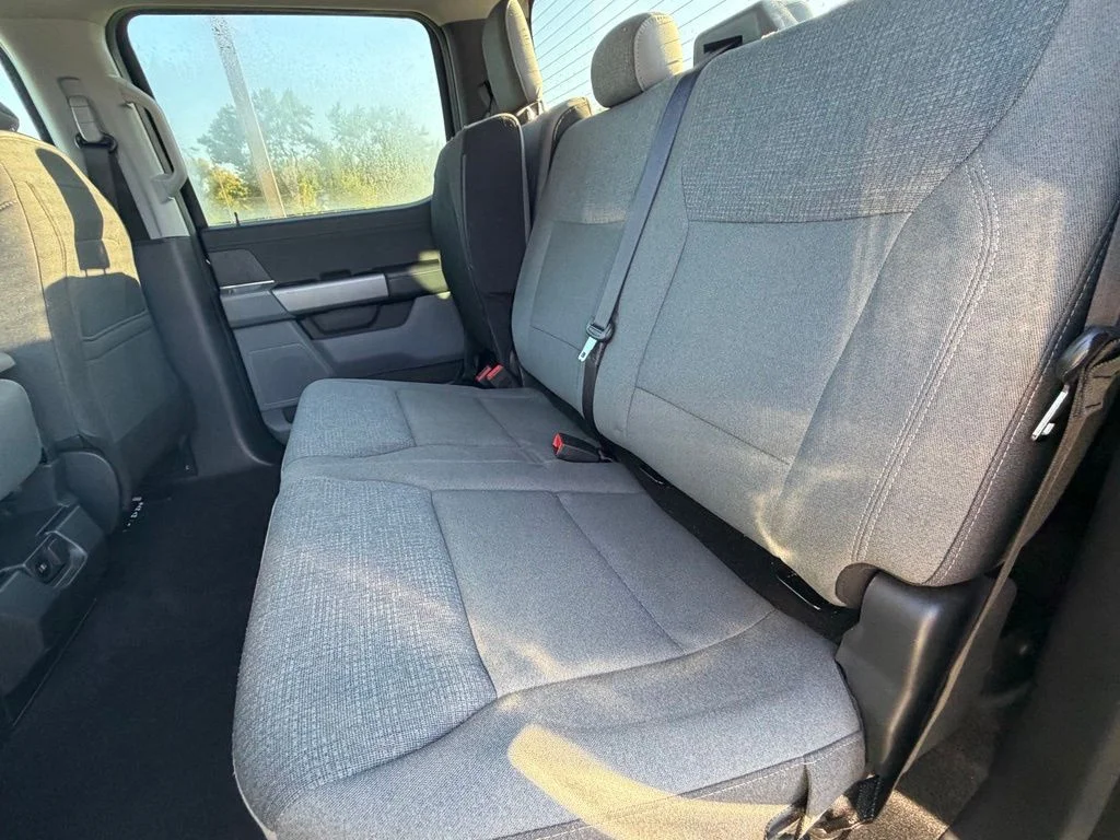 Used 2025 Black Ford XLT image 41