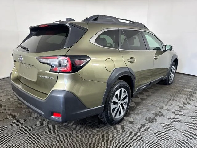 Used 2024 Green Metallic Subaru Premium image 3
