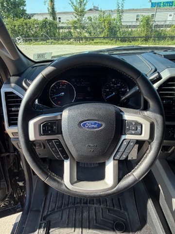 Used 2019 Black Ford LARIAT image 17