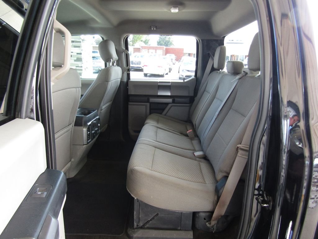 Used 2018 Black Ford XLT image 29