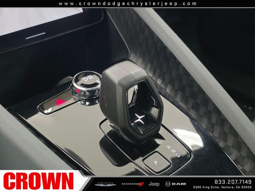Used 2024  Polestar Long Range Dual Motor image 24
