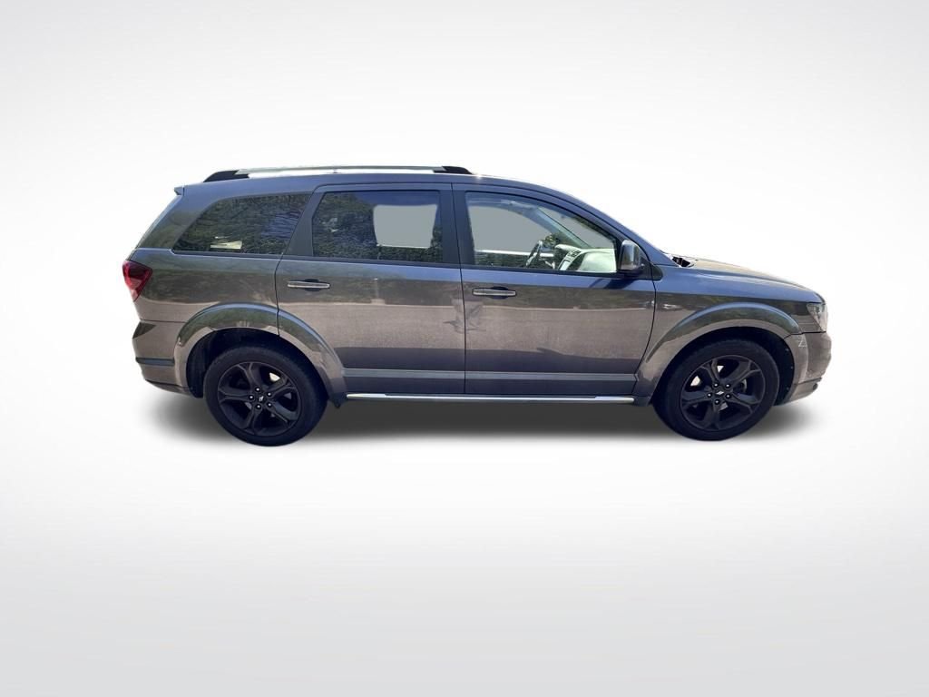 Used 2020 Gray Dodge Crossroad image 5