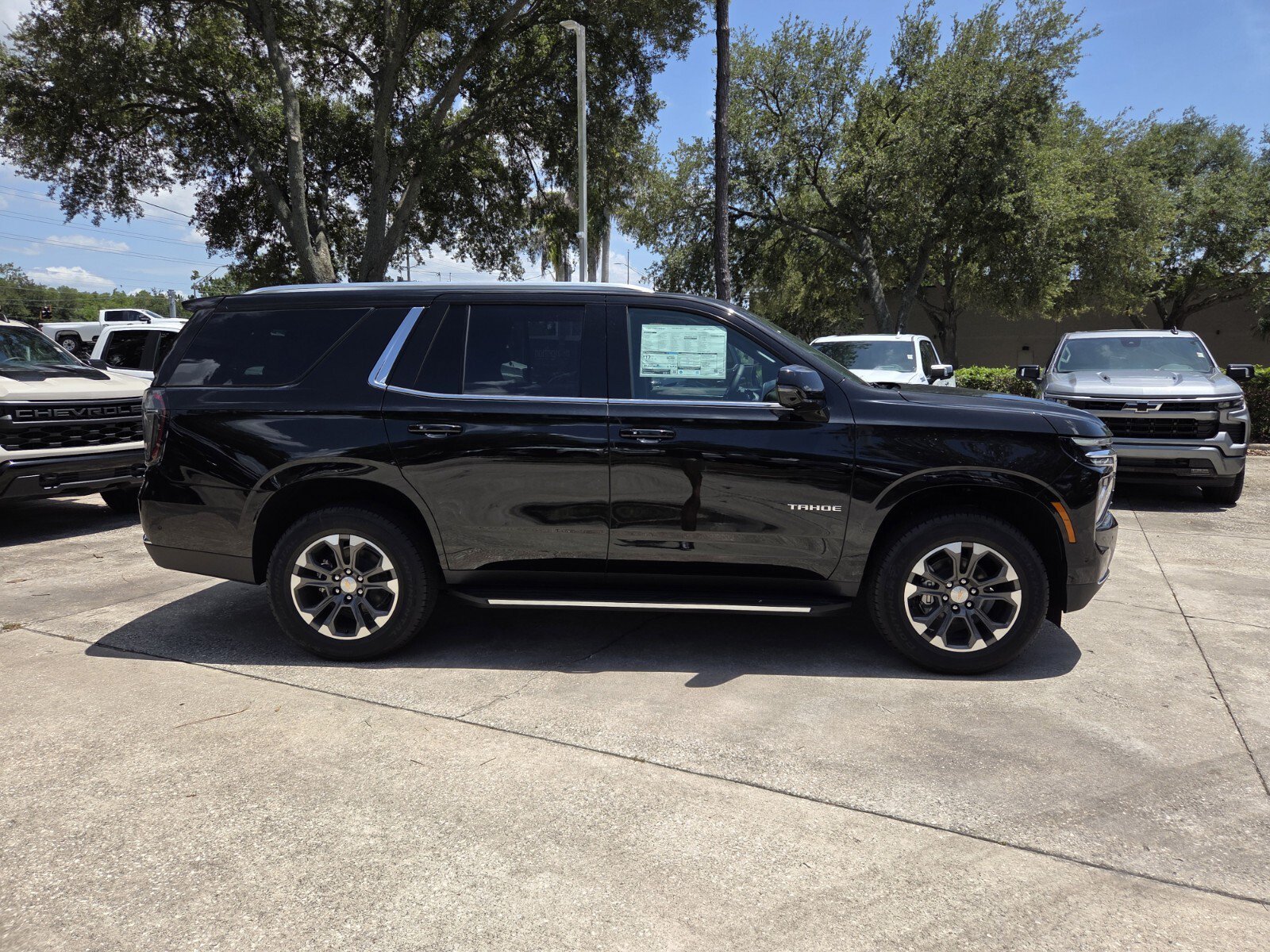 2026 Chevrolet Tahoe LT - Photo 8
