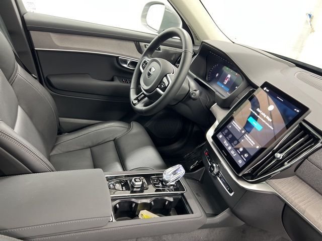 New 2026 Vapour Grey Volvo Ultra image 25