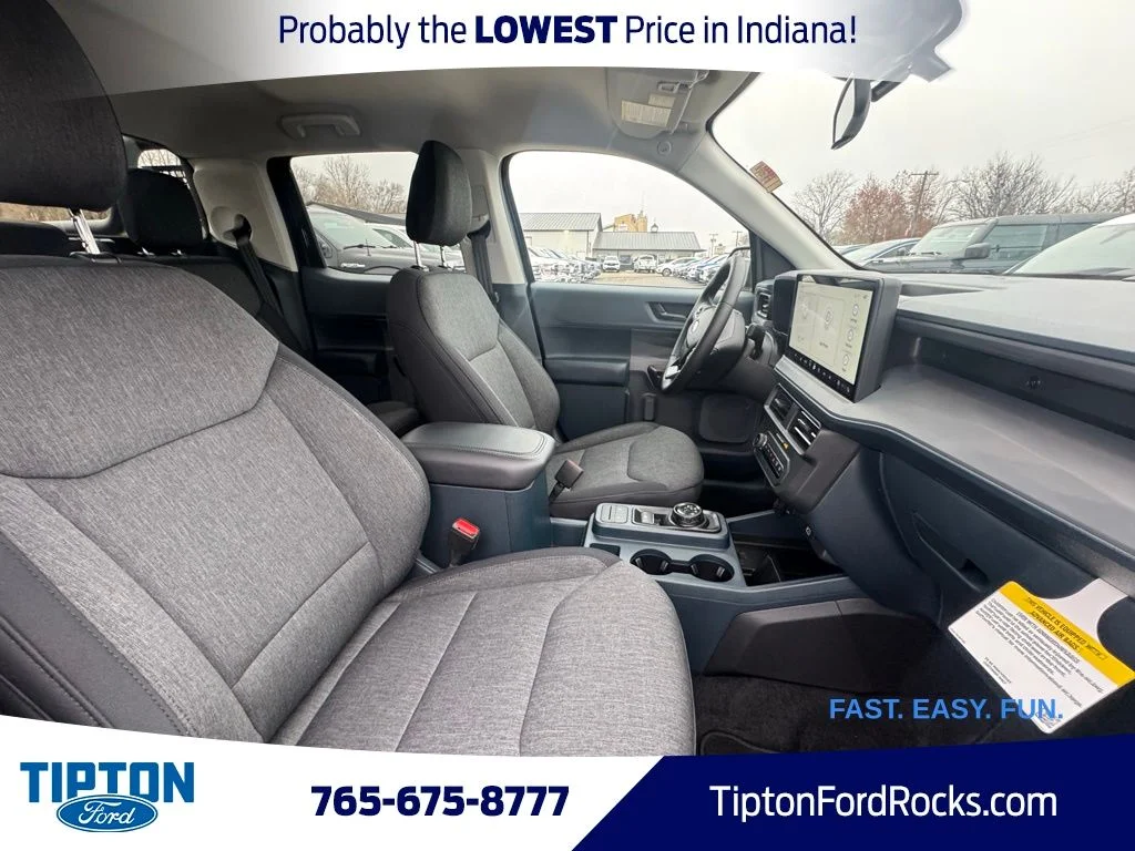 New 2025 Shadow Black Ford XLT image 28