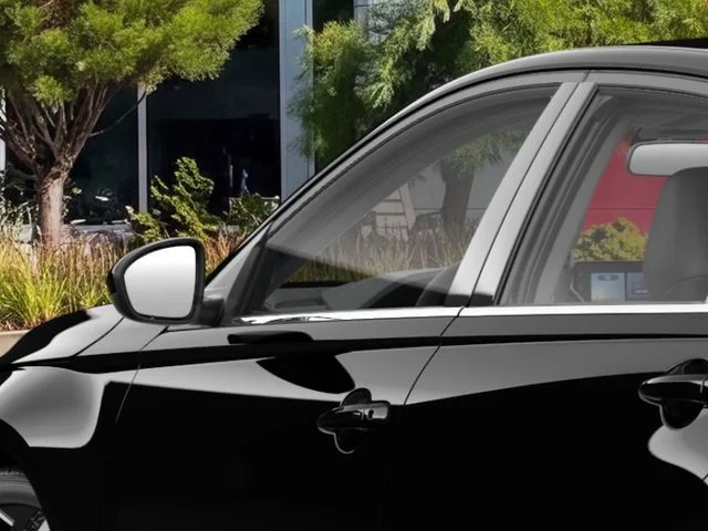 New 2026 Black Nissan 2.5 SR image 13