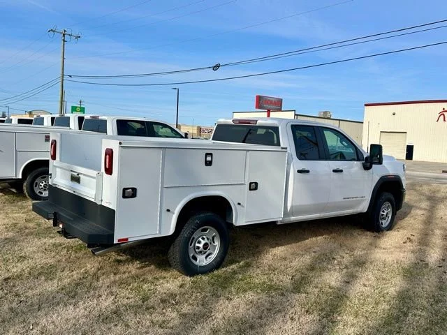 2025 GMC Sierra 2500HD Pro - Photo 3